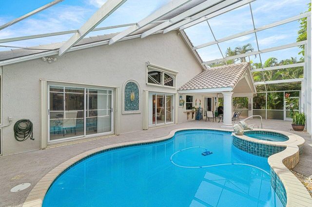 7398 Falls Road W, Boynton Beach, FL 33437