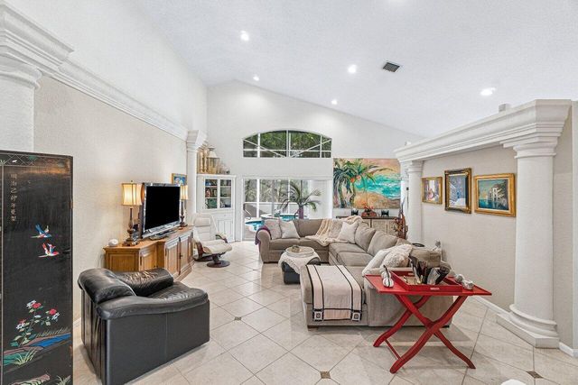 7398 Falls Road W, Boynton Beach, FL 33437