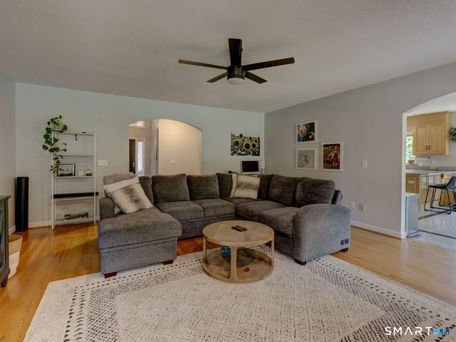 25 Amato Drive, Wethersfield, CT 06109