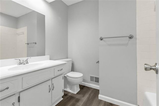611 SW Murray Road, Lee's Summit, MO 64081