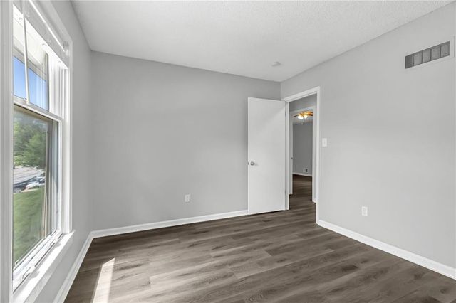 611 SW Murray Road, Lee's Summit, MO 64081