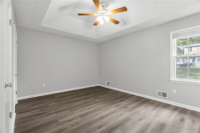 611 SW Murray Road, Lee's Summit, MO 64081