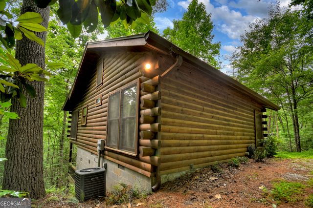 135 Tomahawk Trail, Blue Ridge, GA 30513