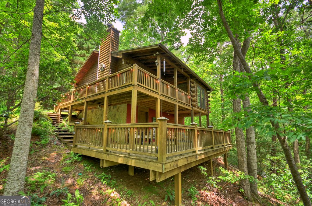 135 Tomahawk Trail, Blue Ridge, GA 30513