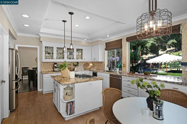 8254 Creekside Drive, Dublin, CA 94568