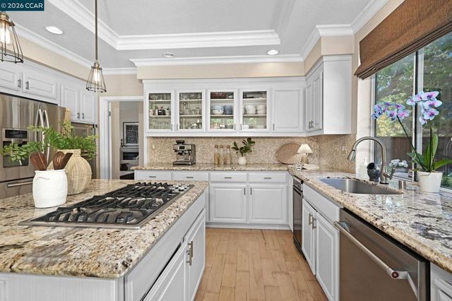 8254 Creekside Drive, Dublin, CA 94568