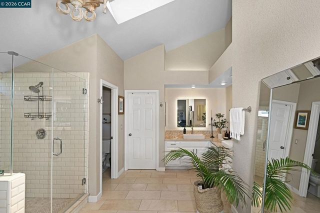 8254 Creekside Drive, Dublin, CA 94568