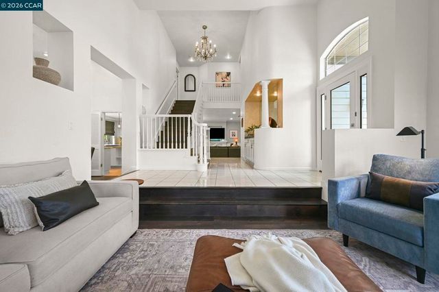 8254 Creekside Drive, Dublin, CA 94568