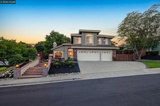 8254 Creekside Drive, Dublin, CA 94568