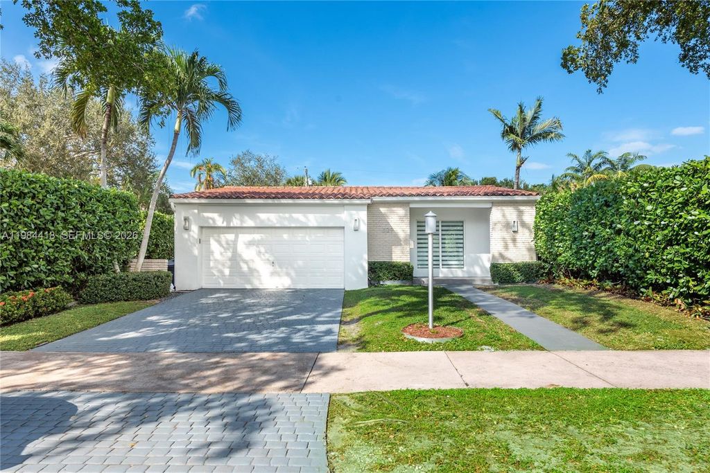 829 Malaga Ave, Coral Gables, FL 33134