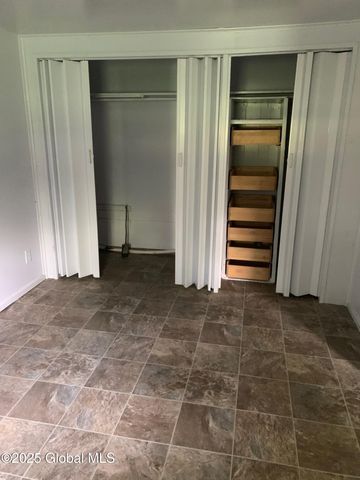 326 Middle Road, Crown Point, NY 12928