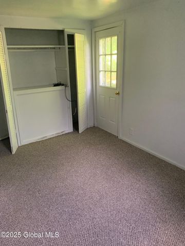 326 Middle Road, Crown Point, NY 12928