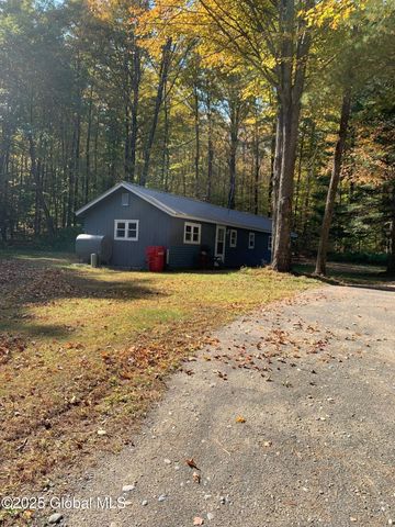 326 Middle Road, Crown Point, NY 12928