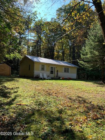 326 Middle Road, Crown Point, NY 12928