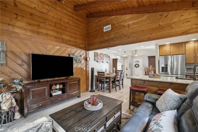 428 Lupine Place Place, La Verne, CA 91750
