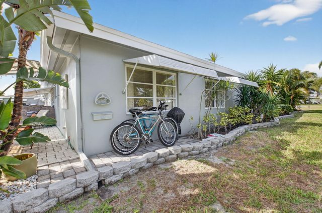 787 High Point Drive West, Unit A, Delray Beach, FL 33445