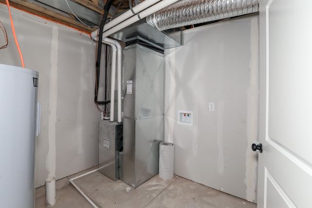 5246 Pinecrest Ct N, Bel Aire, KS 67220