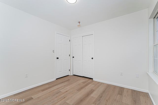 7 Willowtree Court, Barnegat, NJ 08005