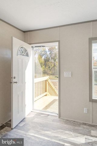 304 LUCKETTS ALY, Gordonsville, VA 22942