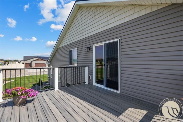 6870 Sandysprings Circle, Billings, MT 59106