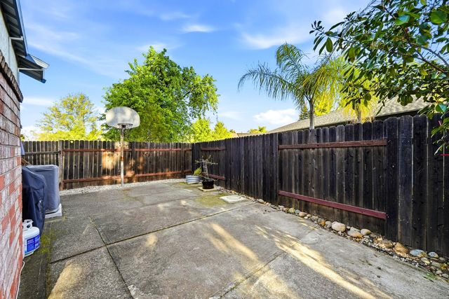 5117 Butterwood Cir, Orangevale, CA 95662