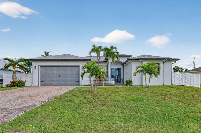 1971 SW Breezeway Street, Port St Lucie, FL 34987