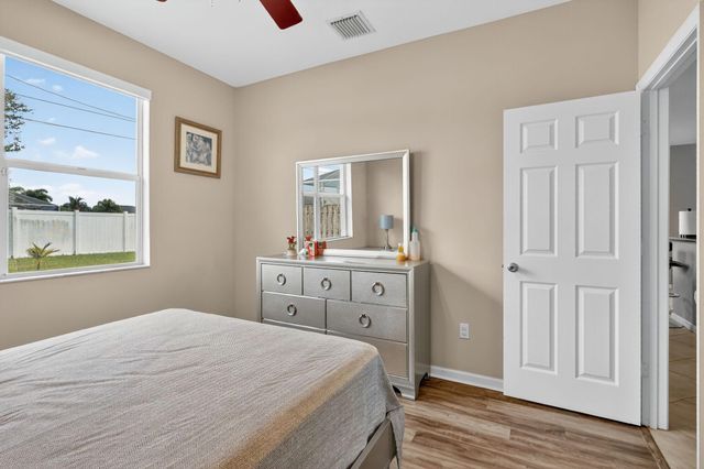 1971 SW Breezeway Street, Port St Lucie, FL 34987