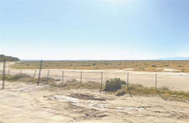 9 Great Western Dr, Lancaster, CA 93536