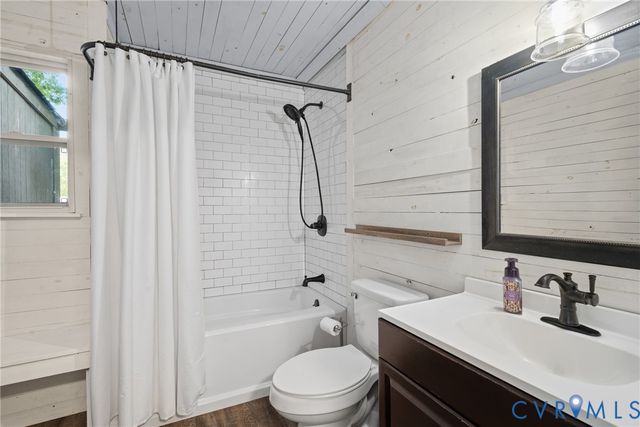 3010 Duck River Ct, Midlothian, VA 23112