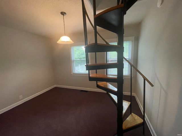 1311 N Kimberly Lane, Muncie, IN 47304