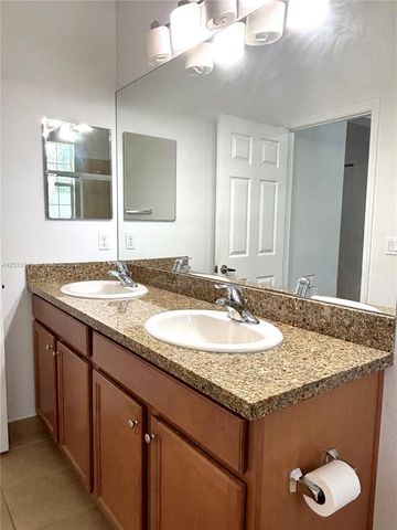 11837 SW 27th St, Miramar, FL 33025