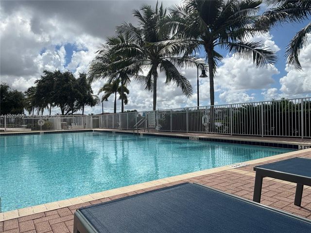 11837 SW 27th St, Miramar, FL 33025