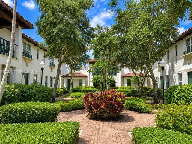 11837 SW 27th St, Miramar, FL 33025