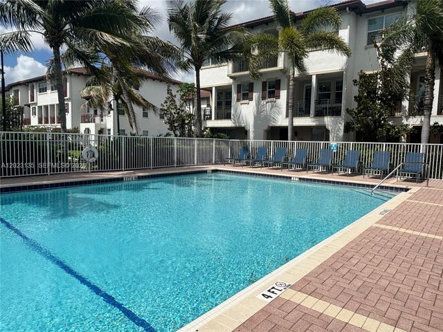 11837 SW 27th St, Miramar, FL 33025
