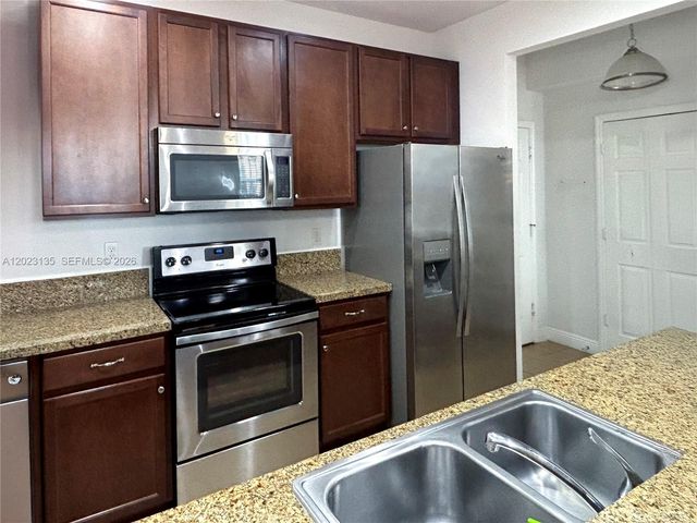 11837 SW 27th St, Miramar, FL 33025