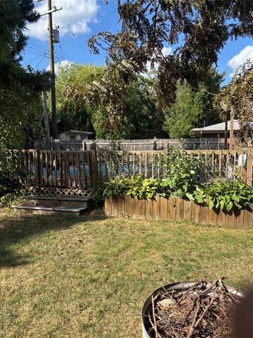 22449 Marine Avenue, Eastpointe, MI 48021