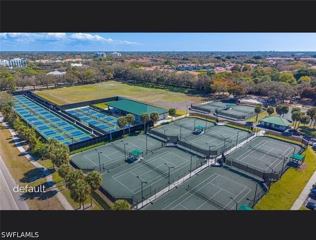 7018 Greentree DR, Naples, FL 34108