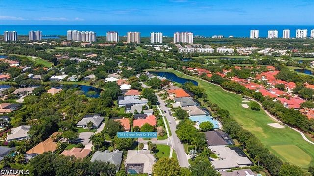 7018 Greentree DR, Naples, FL 34108