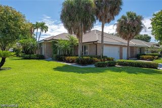 7018 Greentree DR, Naples, FL 34108