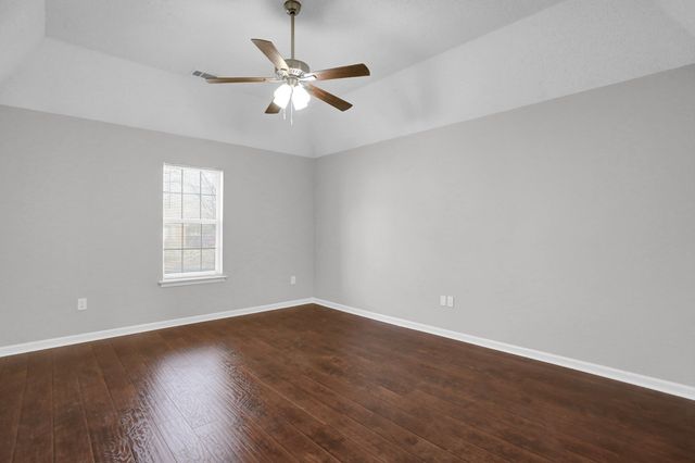 6679 ELMORE WOODS CV, Memphis, TN 38134