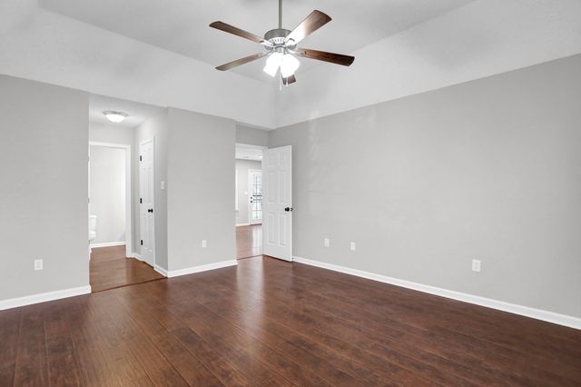 6679 ELMORE WOODS CV, Memphis, TN 38134