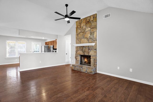 6679 ELMORE WOODS CV, Memphis, TN 38134