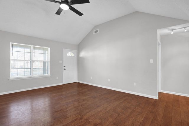 6679 ELMORE WOODS CV, Memphis, TN 38134