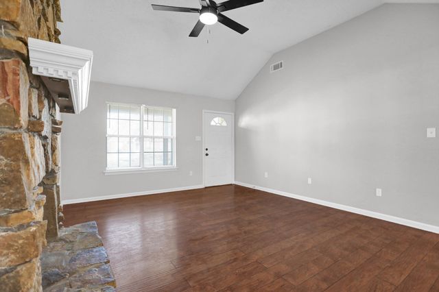 6679 ELMORE WOODS CV, Memphis, TN 38134