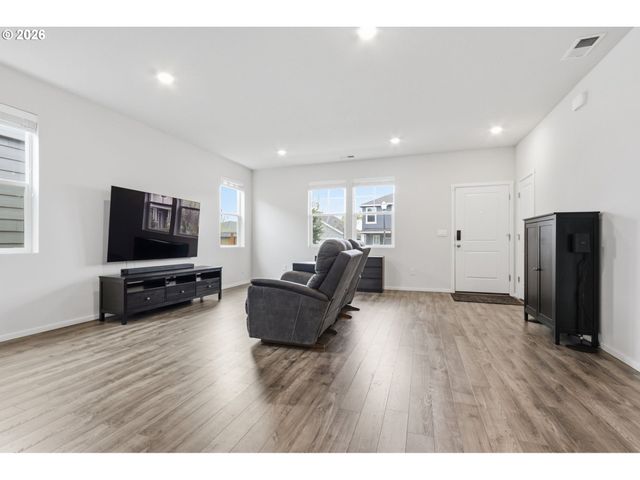 11317 Ne 17TH St, Vancouver, WA 98684