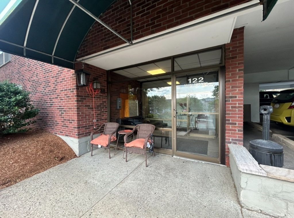 122 Main Street 402, Stoneham, MA 02180