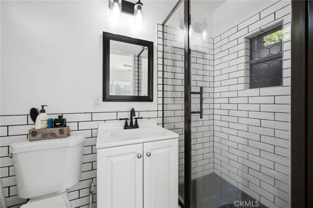 14975 Florentine Street, Sylmar, CA 91342