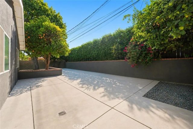 14975 Florentine Street, Sylmar, CA 91342
