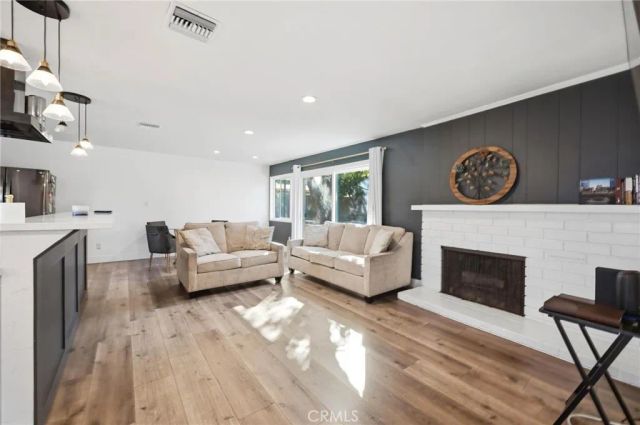 14975 Florentine Street, Sylmar, CA 91342