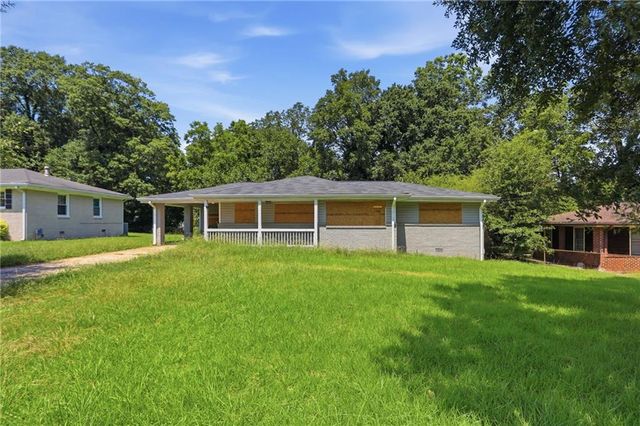 2824 Lynda Place, Decatur, GA 30032